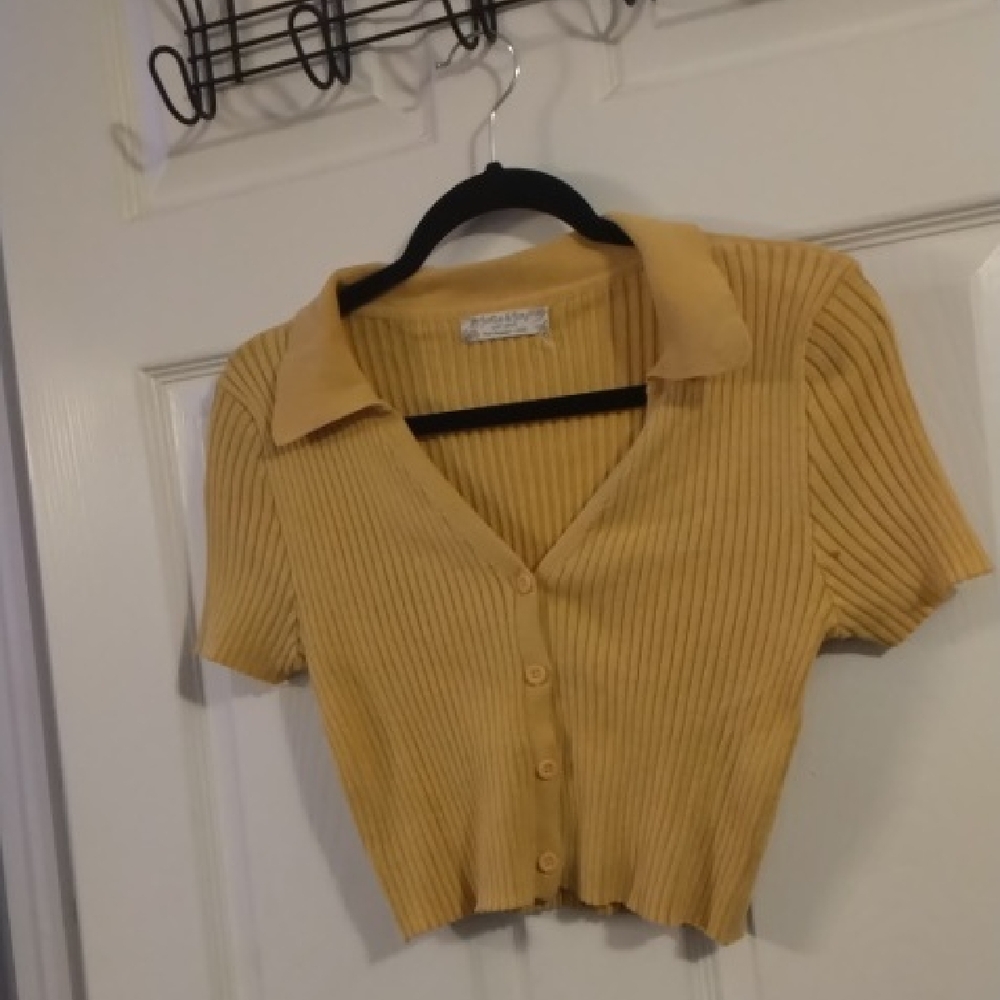 Yellow Ribbed Notched Collar Button Down Shirt